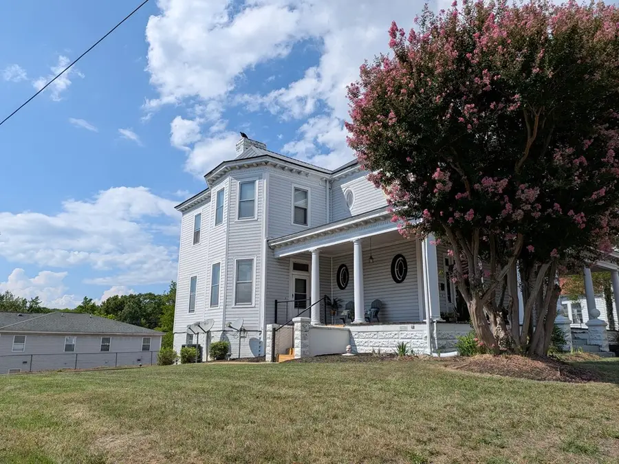 508 Logan Street, South Boston, VA 24592 - #2