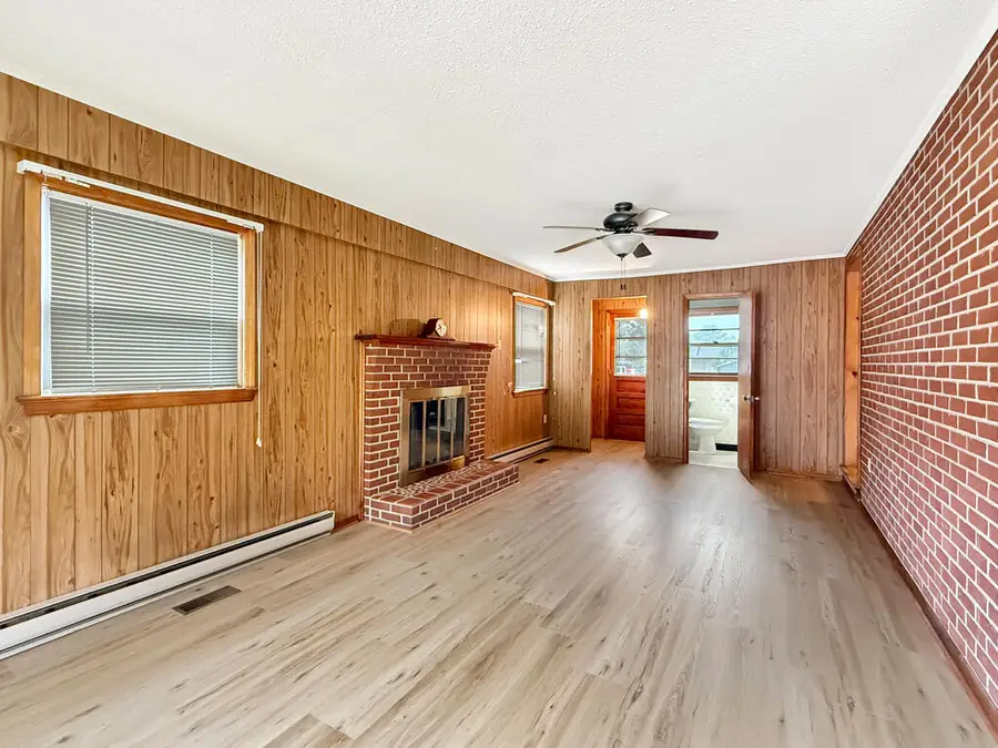 947 West Atlantic Street, South Hill, VA 23970 - #3