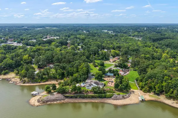 113+115 Dan Circle, Clarksville, VA 23927