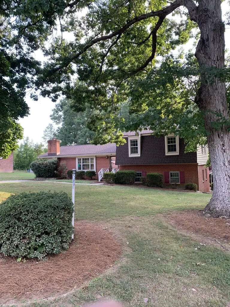 208 Wildflower Drive, South Boston, VA 24592 - #2