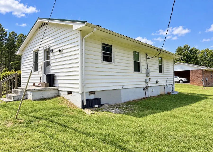 1235 Sinai Road, Halifax, VA 24558 - #2