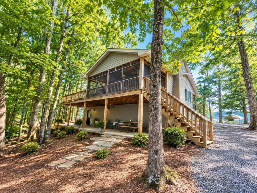 994 Strawberry Lane, Buffalo Junction, VA 24529 - #2