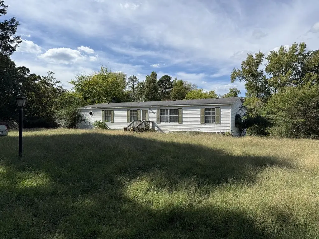 87 Poodle Lane, Buffalo Junction, VA 24529 - #1