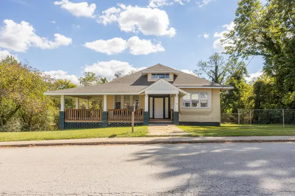 111 W Sycamore Street, Chase City, VA 23924