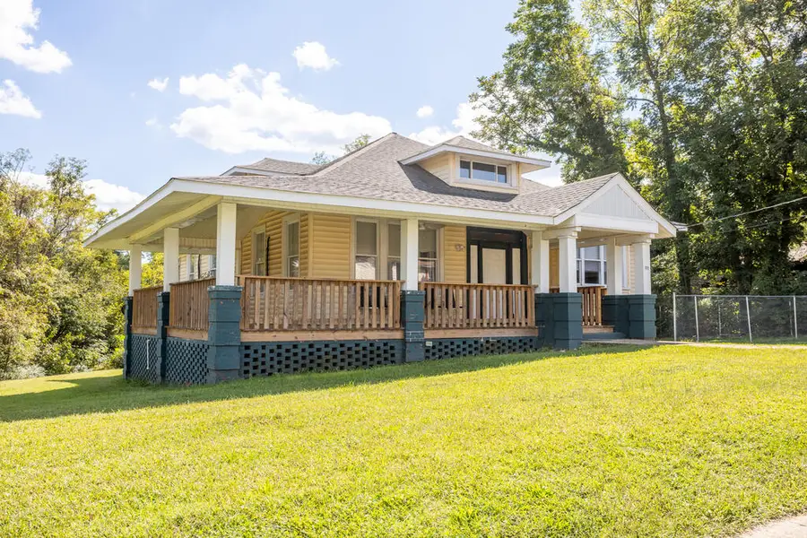 111 W Sycamore Street, Chase City, VA 23924 - #3
