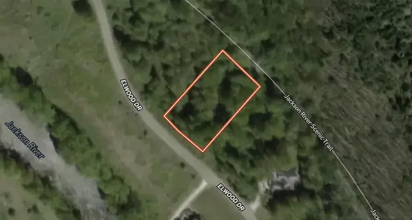 10 Elwood Drive, Hot Springs, VA 24445