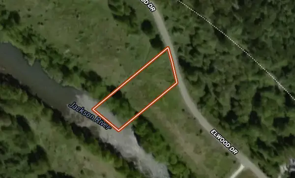28 Elwood Drive, Hot Springs, VA 24445