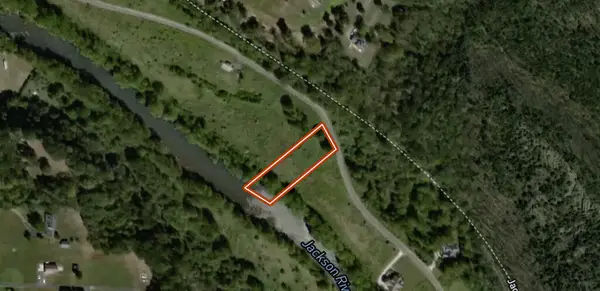 29 Elwood Drive, Hot Springs, VA 24445
