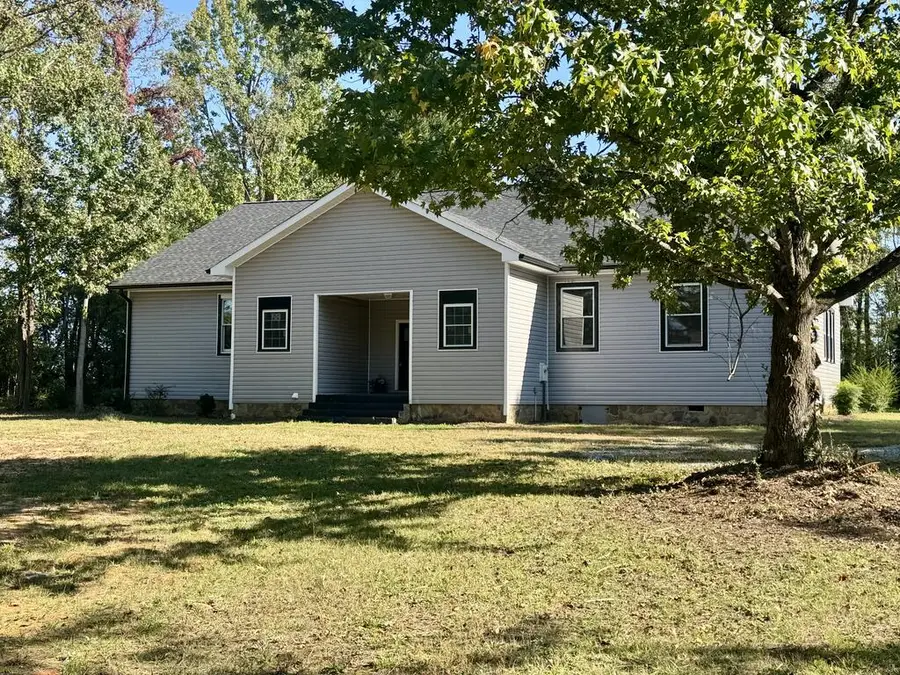 1085 Flint Rock Road, South Boston, VA 24592 - #2