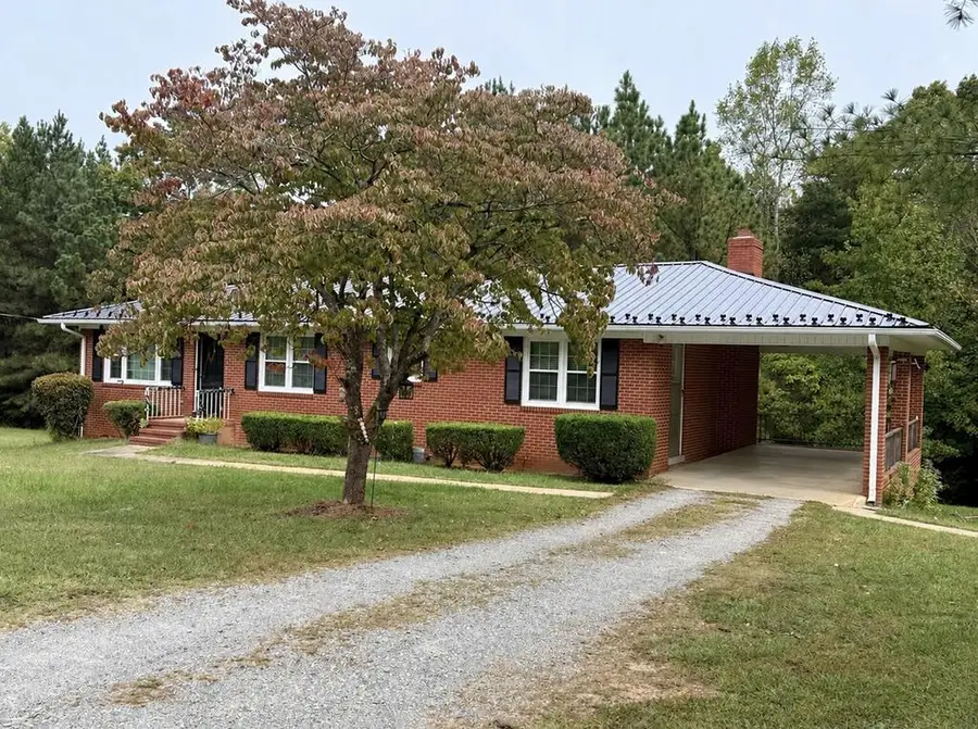 1108 Wagstaff Lane, Scottsburg, VA 24589 - #2