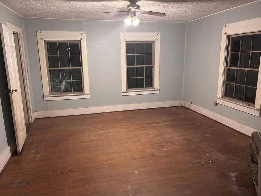 1041 Clarksville Road, Virgilina, VA 24598 - #2