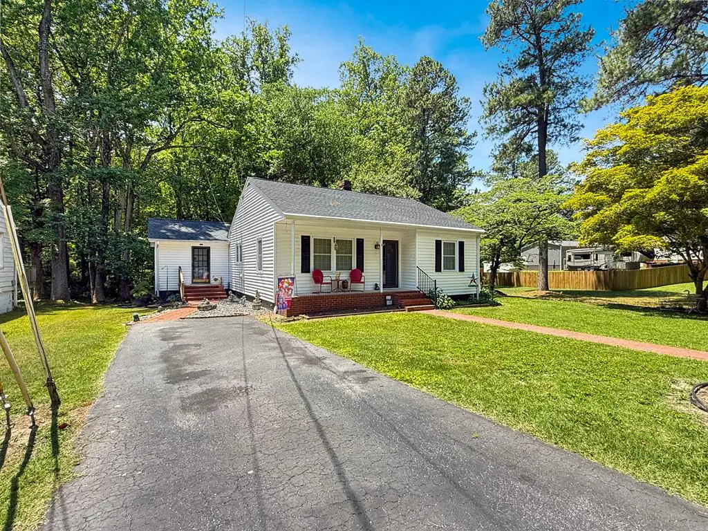 515 W High Street, South Hill, VA 23970 - #1
