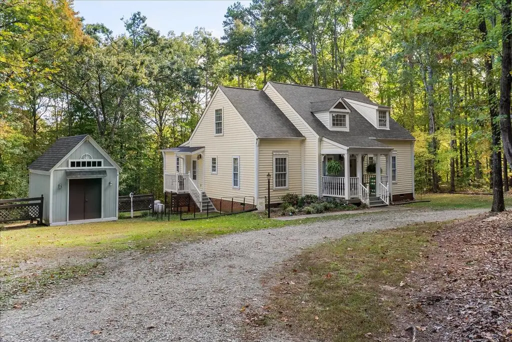 1055 Carters Lane, Halifax, VA 24558 - #1