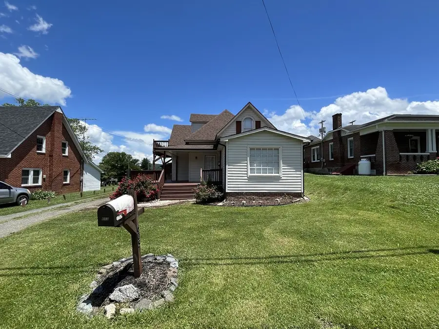 603 West Stuart Drive, Galax, VA 24333 - Image #2