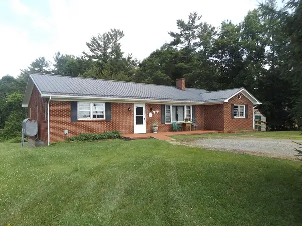 114 Paradise Ln., Galax, VA 24333