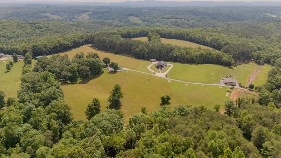 368 OAK HILL DR, Cana, VA 24317 - Image #2