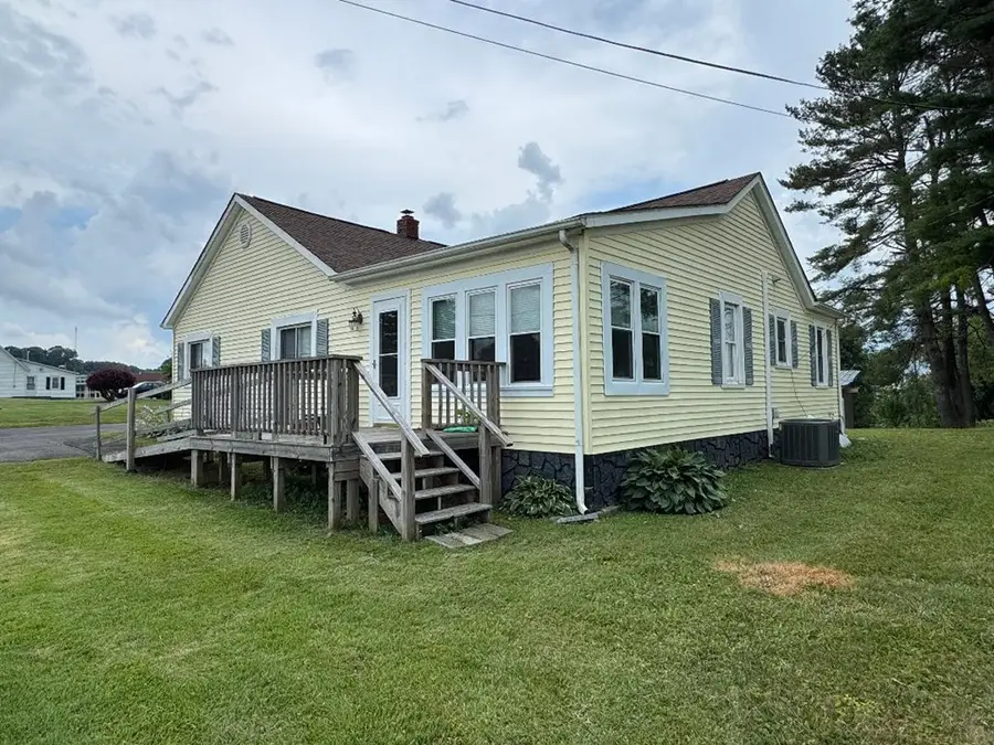 4786 Pipers Gap Rd, Galax, VA 24333 - #3