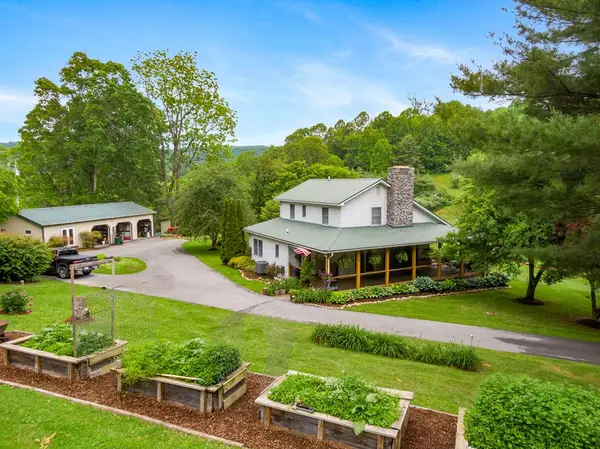 227 Dutton Hollow Road, Rural Retreat, VA 24368