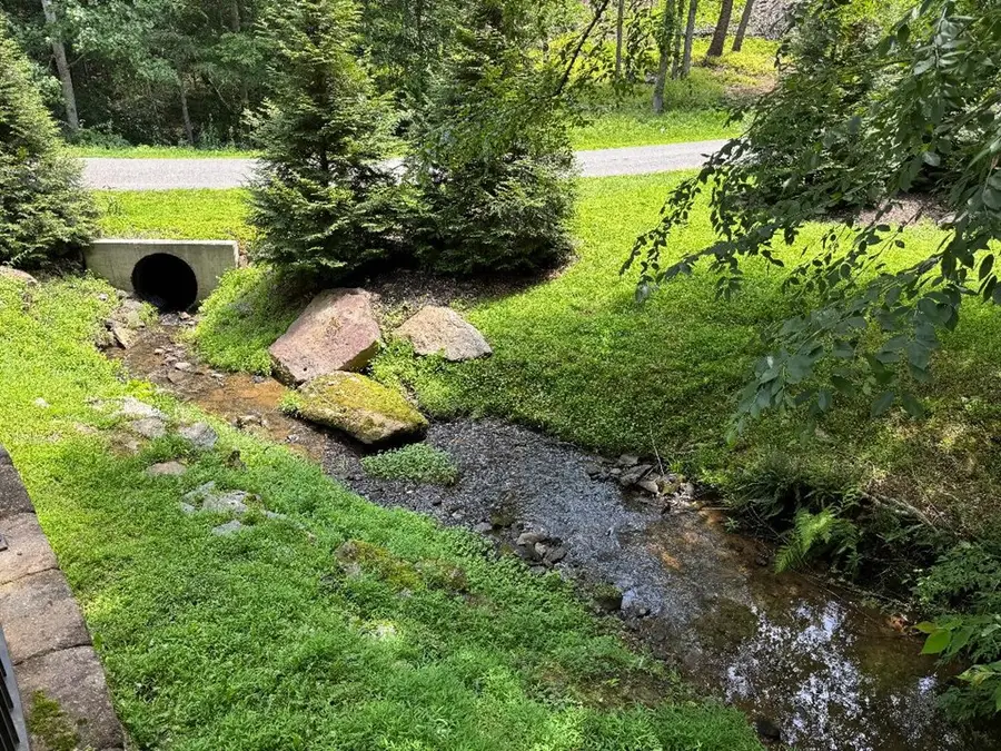 512 Dogwood Dr., Hillsville, VA 24343 - Image #3