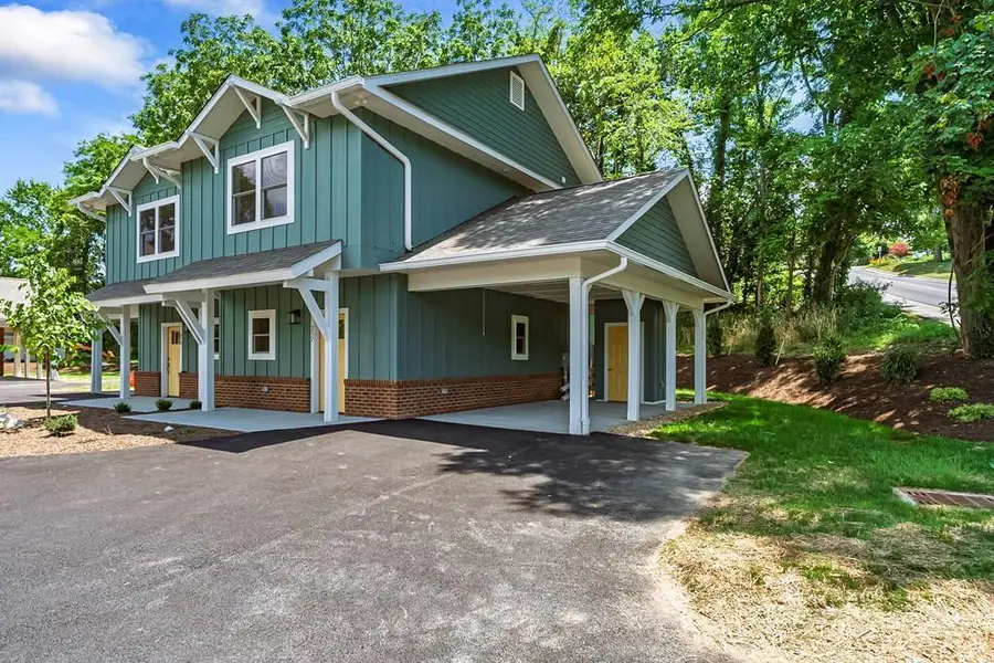 257 Church St, Marion, VA 24354 - Image #2