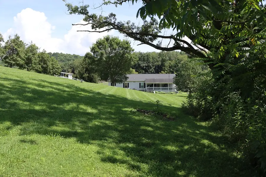 17977 Overlook Dr., Abingdon, VA 24210 - Image #2