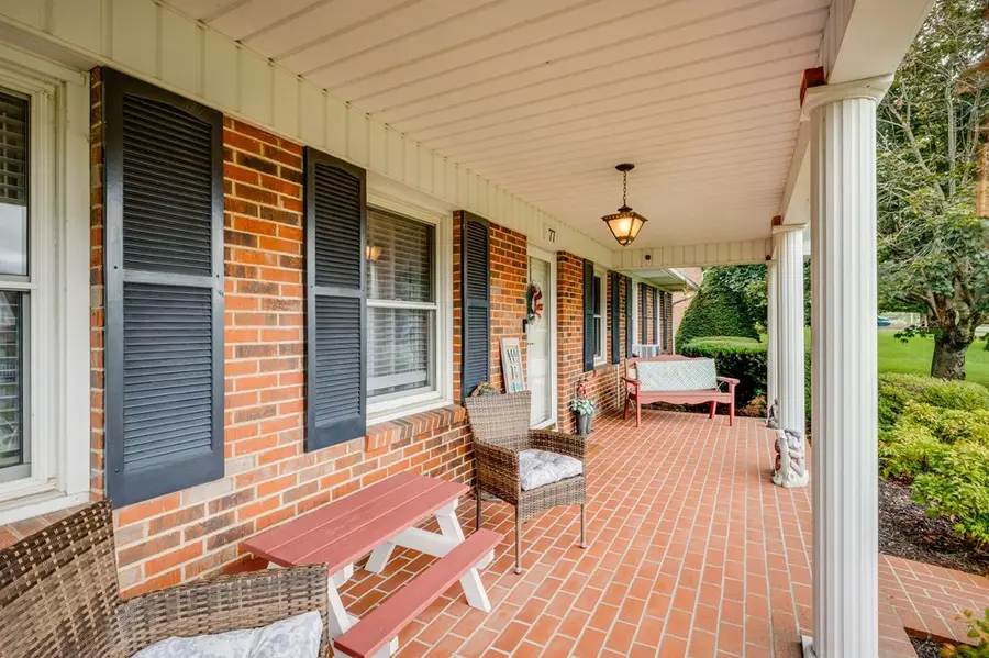 77 Major St., Lebanon, VA 24266 - Image #2