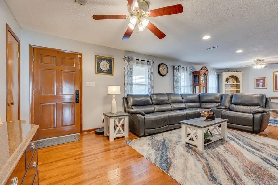 77 Major St., Lebanon, VA 24266 - Image #3