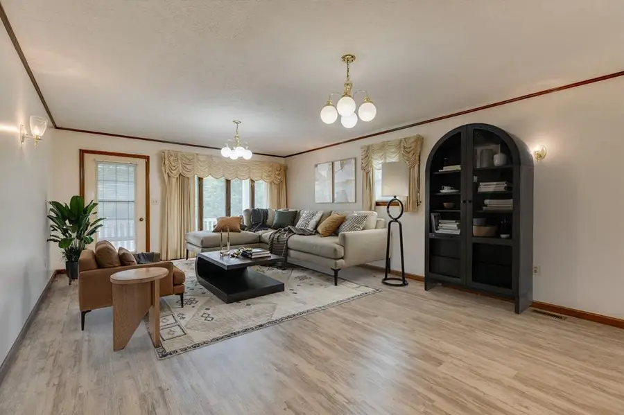 1151 Stonebruise Rd, Lebanon, VA 24266 - Image #3