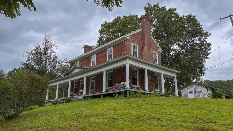 61 Caprine Ln, Independence, VA 24348 - Image #2