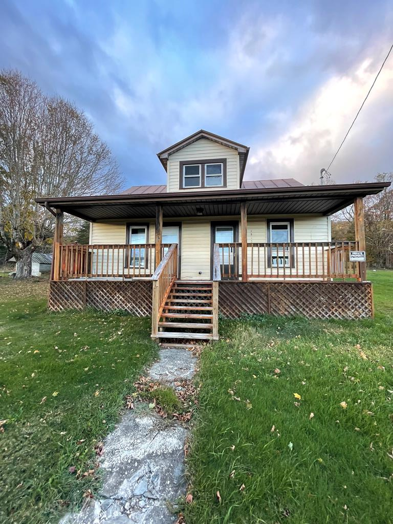 16738 HIGHLANDS PKWY, Whitetop, VA 24292-2467 - Image #1