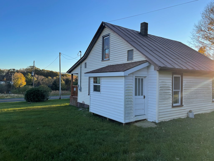 16738 HIGHLANDS PKWY, Whitetop, VA 24292-2467 - Image #2