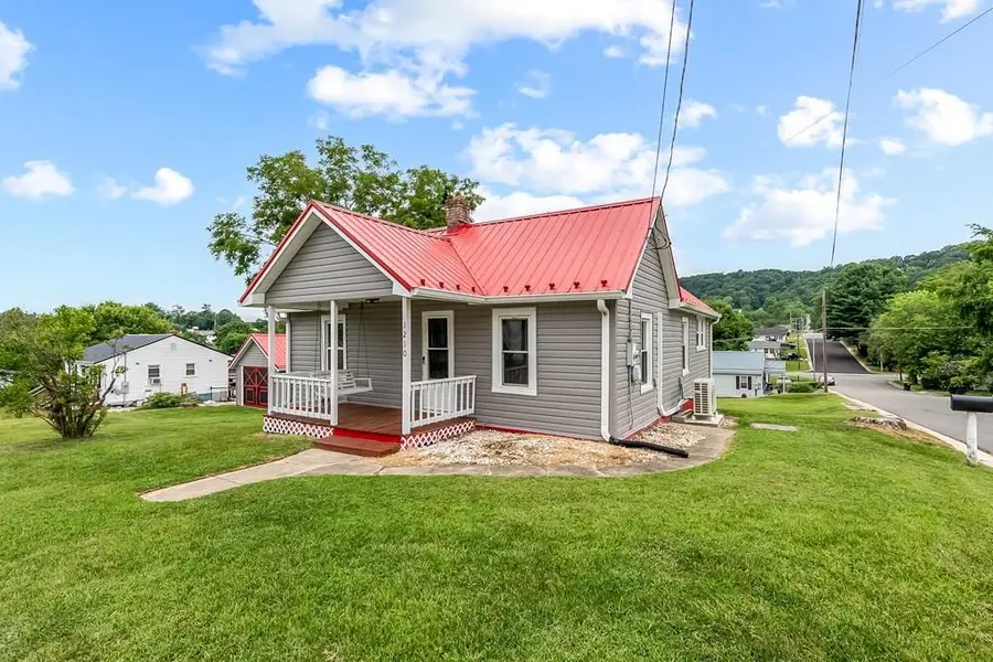 1210 Monroe St, Wytheville, VA 24382 - Image #2