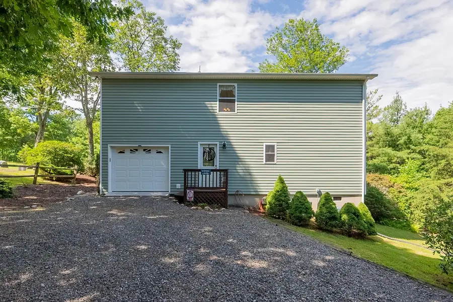 136 Autumn Point Trl., Fancy Gap, VA 24328 - Image #3