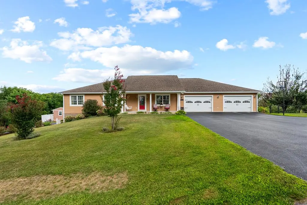 409 Whispering Pines Rd, Max Meadows, VA 24360 - Image #1