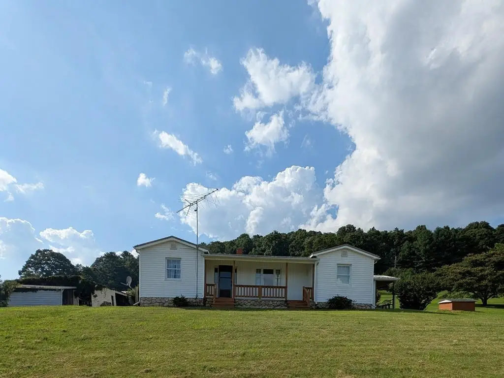 1849 Stroupe Mountain Rd, Wytheville, VA 24382 - Image #1