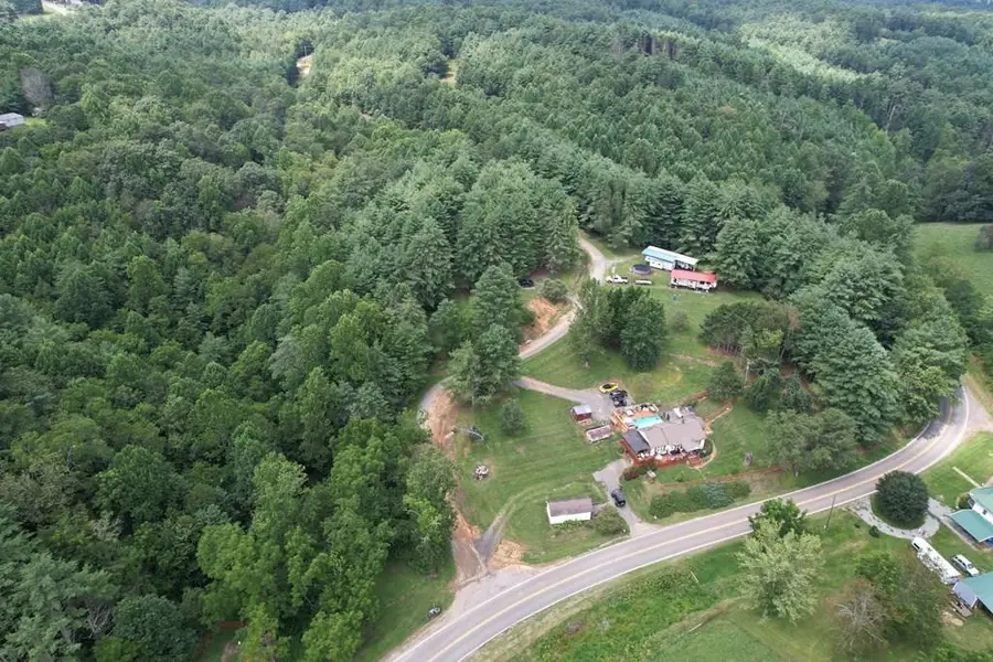 4251 Riverside Dr, Independence, VA 24348 - Image #3