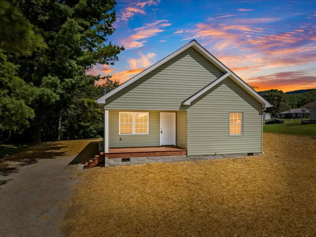 213 Pine Street, Pulaski, VA 24301 - Image #1