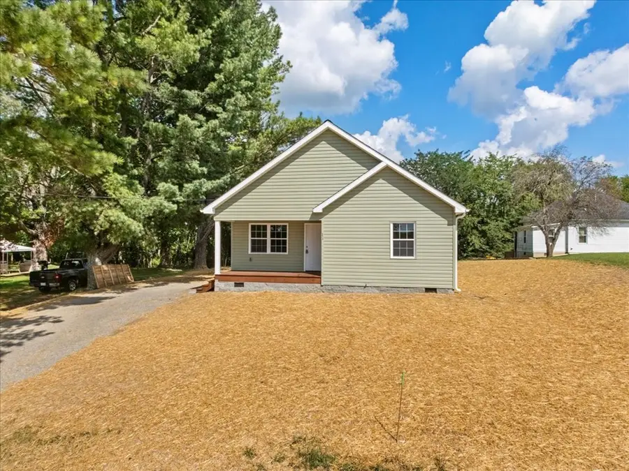 213 Pine Street, Pulaski, VA 24301 - Image #2