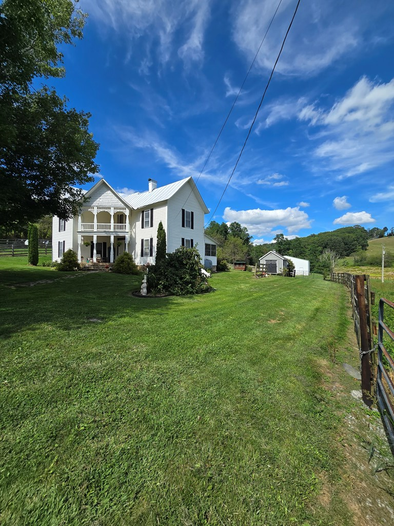 54 Hillandale Lane, Elk Creek, VA 24326 - #3