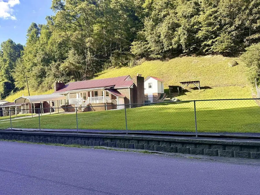 1153 Old Greenbrier Rd, Haysi, VA 24256 - Image #2