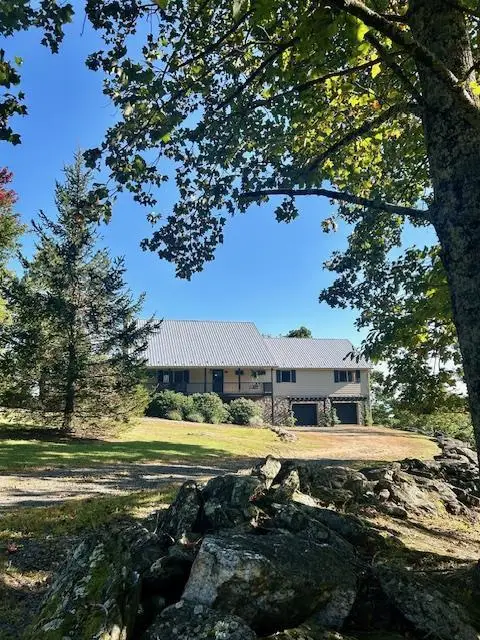 372 Snow Mountain Lane, Fancy Gap, VA 24328