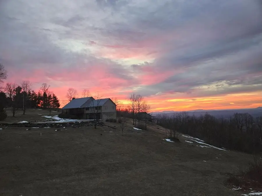 372 Snow Mountain Lane, Fancy Gap, VA 24328 - Image #3