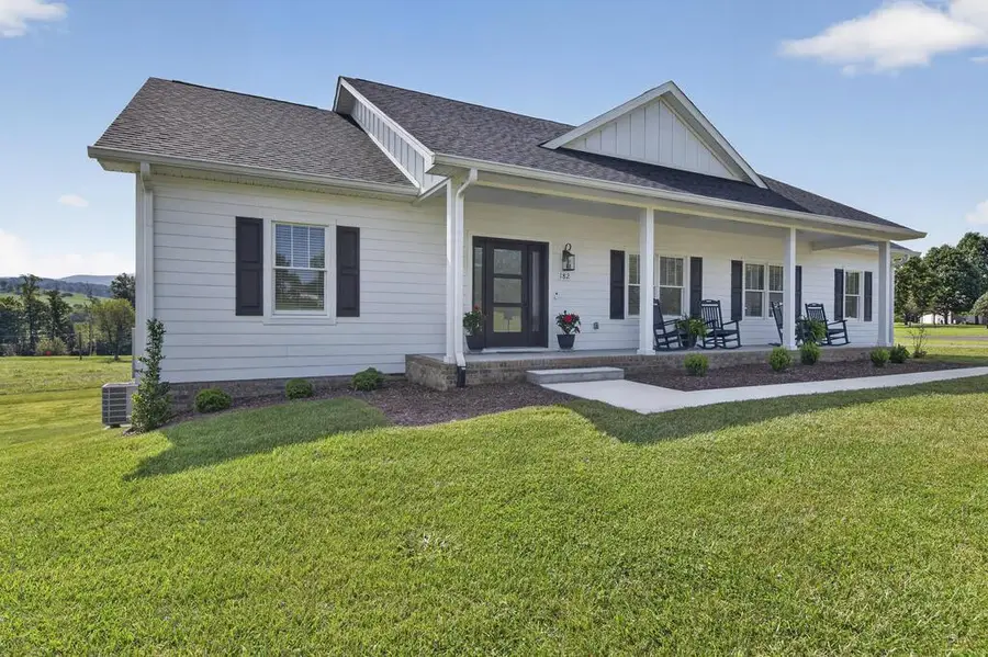 182 St. Johns Way, Chilhowie, VA 24319 - #2