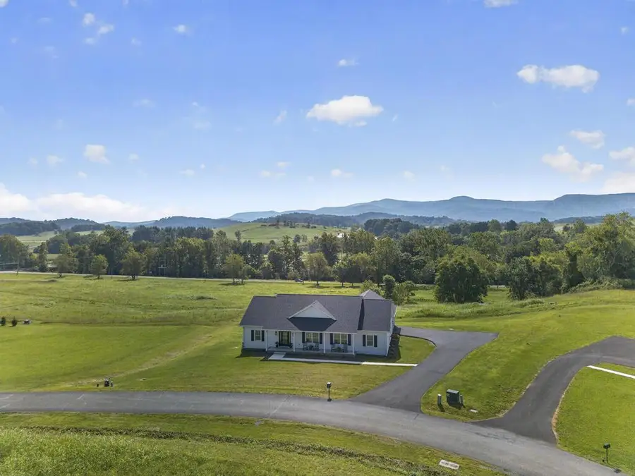 182 St. Johns Way, Chilhowie, VA 24319 - #3