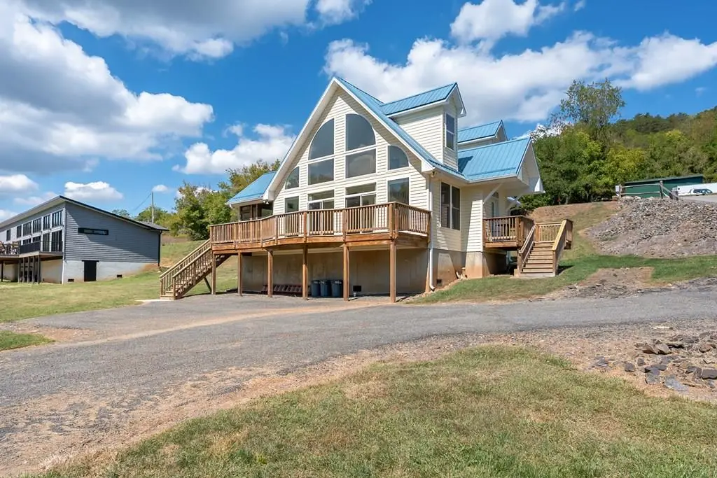 4200 Clarks Ferry Rd, Draper, VA 24324 - Image #1