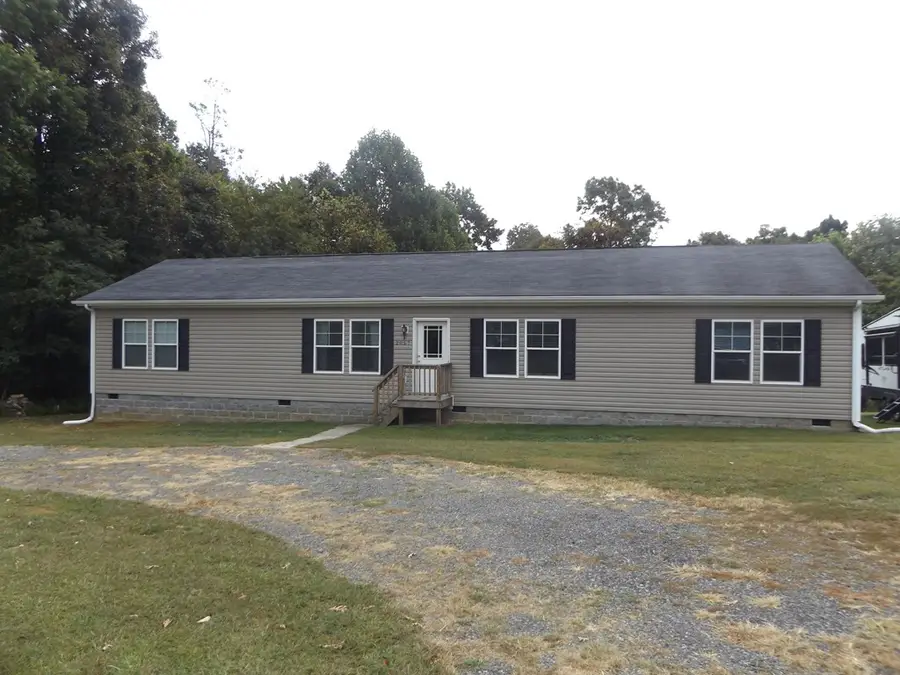2057 Coon Ridge Rd., Hillsville, VA 24343 - Image #2