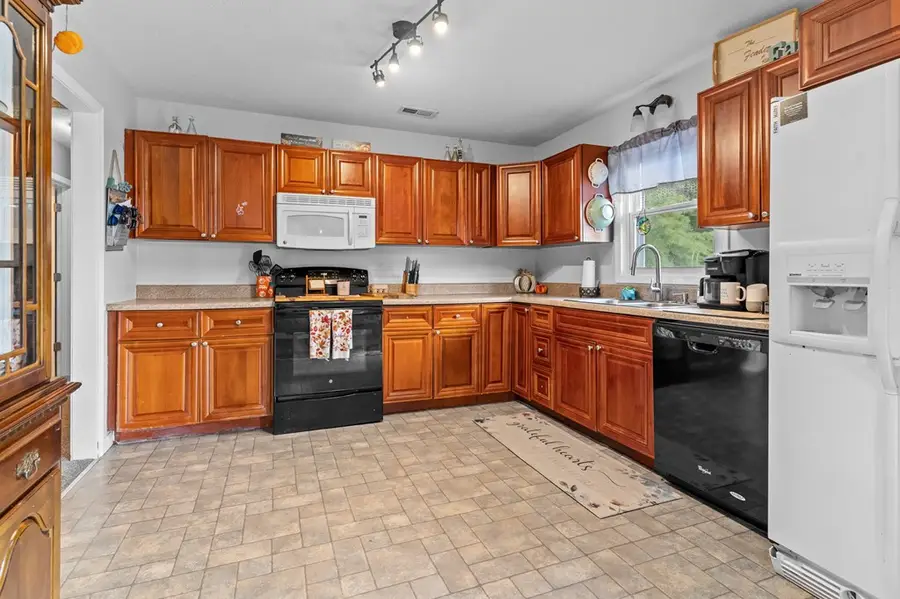 317 Clover Street, Galax, VA 24333 - Image #2