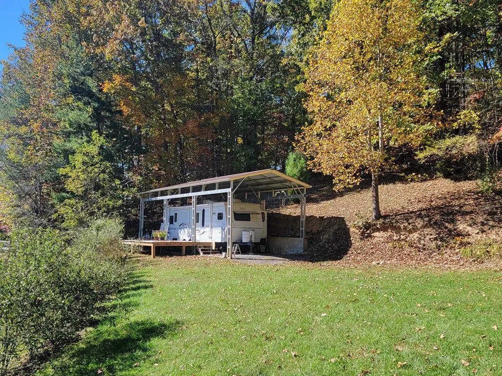 336 Arrowhead Drive, Fries, VA 24330 - Image #1