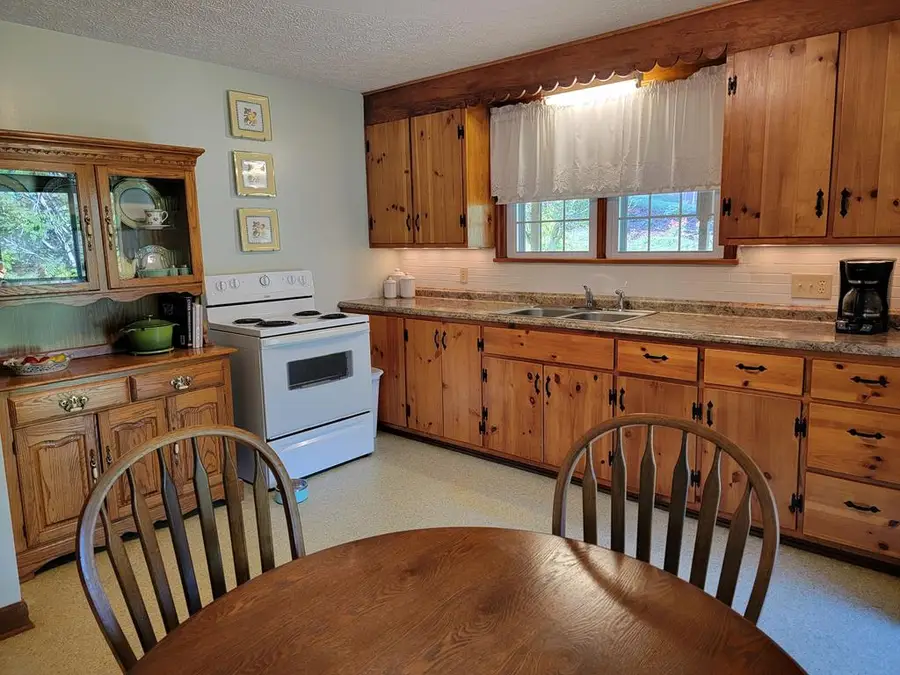 177 South Edgewood Drive, Independence, VA 24348 - Image #3