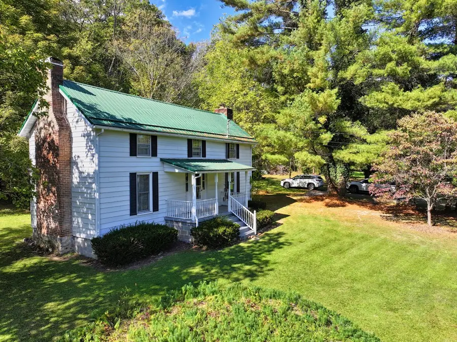 492 Daw Road, Raven, VA 24639 - Image #2